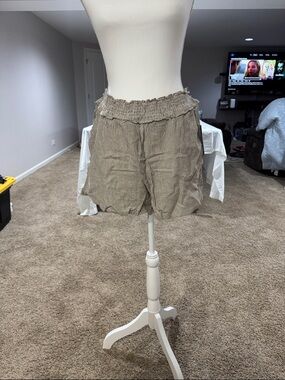 Women’s Elastic Waist Tan Striped Casual Shorts